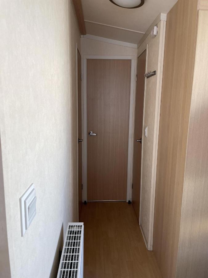 6 Berth Pet Friendly Caravan On Sandy Glade Berrow エクステリア 写真