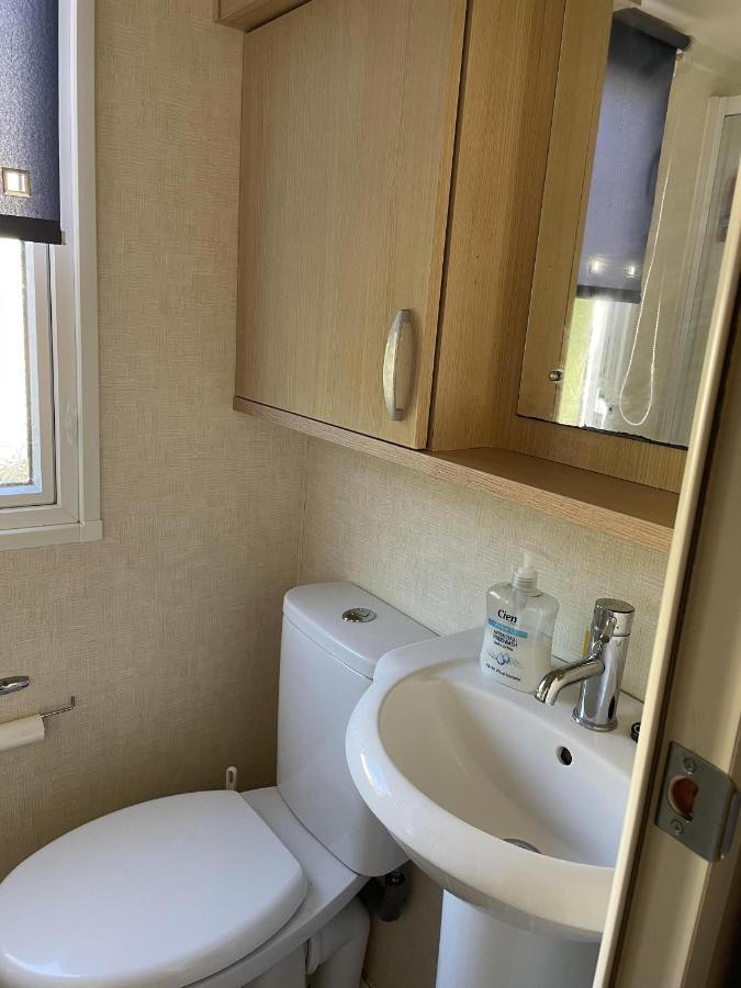 6 Berth Pet Friendly Caravan On Sandy Glade Berrow エクステリア 写真