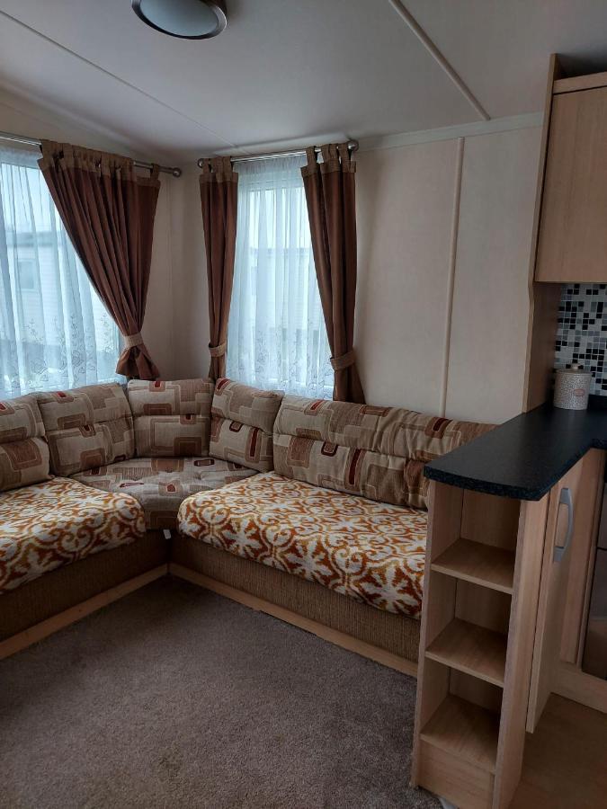 6 Berth Pet Friendly Caravan On Sandy Glade Berrow エクステリア 写真